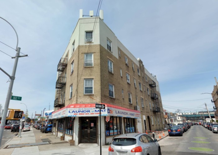 101-21 Rockaway Boulevard (Credit - Cyclomedia)